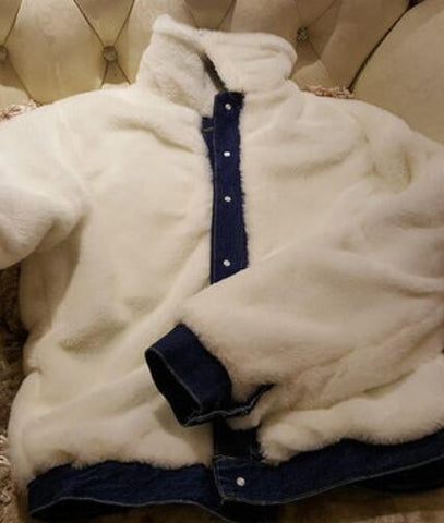 Hot Sale Winter Classic Lambs Wool Denim Jacket For Women Warm Fur Lining Turn Down Collar Loose Fit Blue Outerwear Overcoat