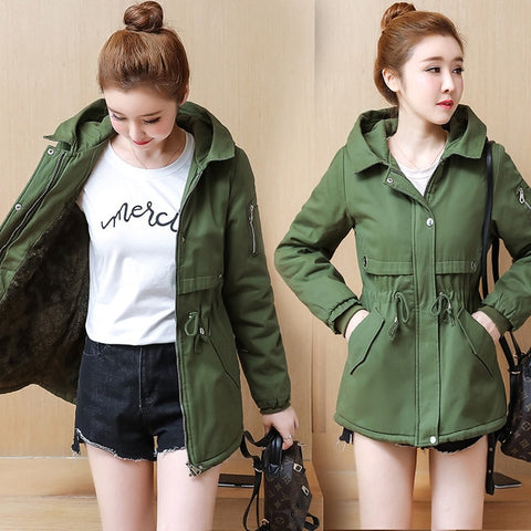 Spring and Autumn coat female chic new small windbreaker 100 short Korean version 2019 students dress tide in autumn